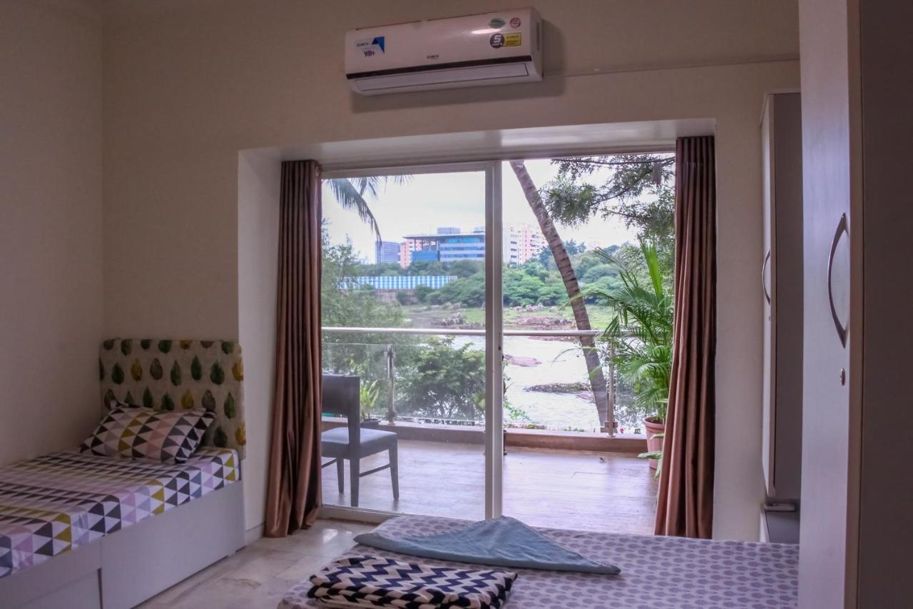 Urban Nomads Pune Riverside Colive Cowork Ostello Esterno foto