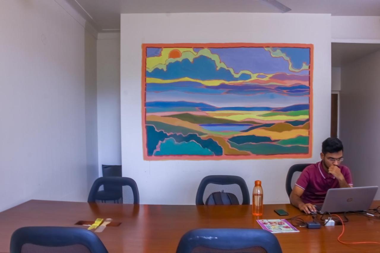 Urban Nomads Pune Riverside Colive Cowork Ostello Esterno foto