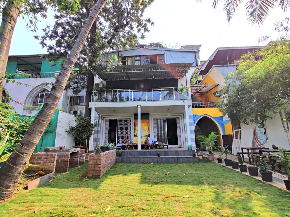 Urban Nomads Pune Riverside Colive Cowork Ostello Esterno foto