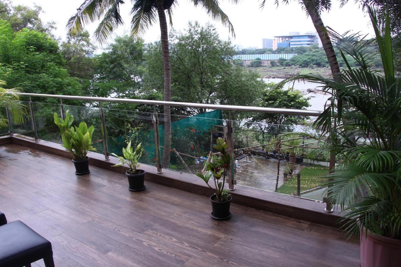 Urban Nomads Pune Riverside Colive Cowork Ostello Esterno foto